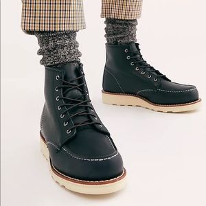 Red Wing 6” Moc Boot (Women’s 10)